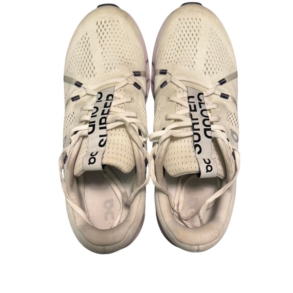 On Cloudsurfer - image 2